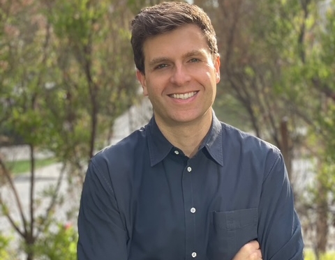 Headshot of Adam Sachs COO of Team Coco